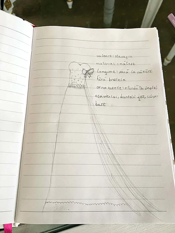 Puștoaica ne-a prezentat prima schiță de rochie