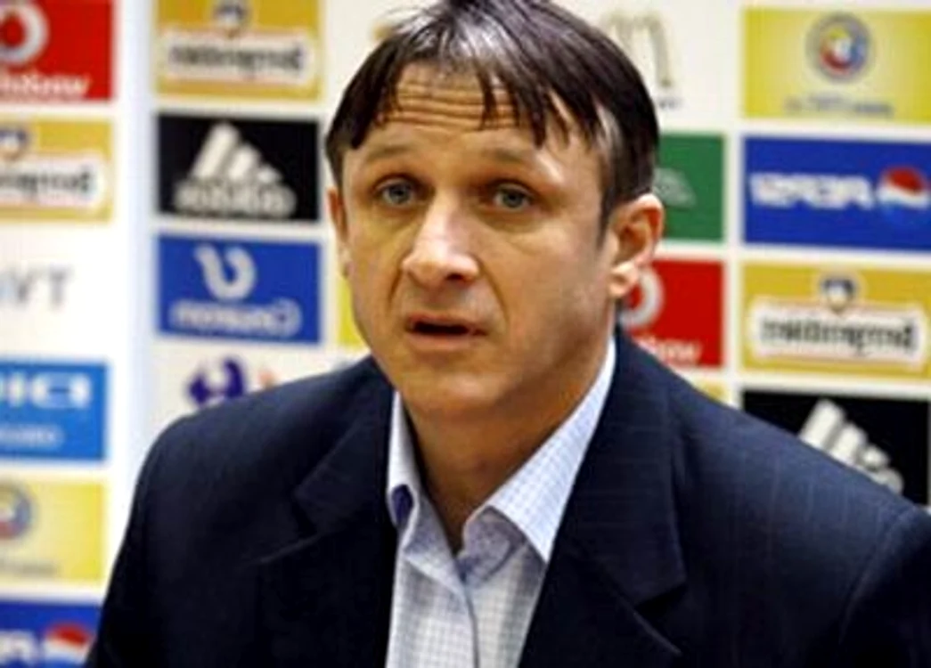 
    Emil Săndoi  