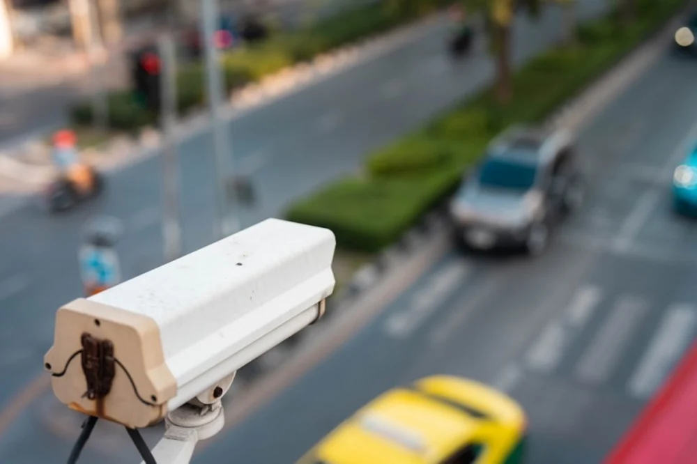 Șoferii din România, monitorizați ca în Bulgaria. CNAIR introduce camere pentru măsurarea vitezei medii