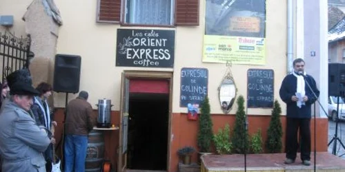 Expresul de colinde de la Sibiu a adus spiritul Crăciunului în stradă