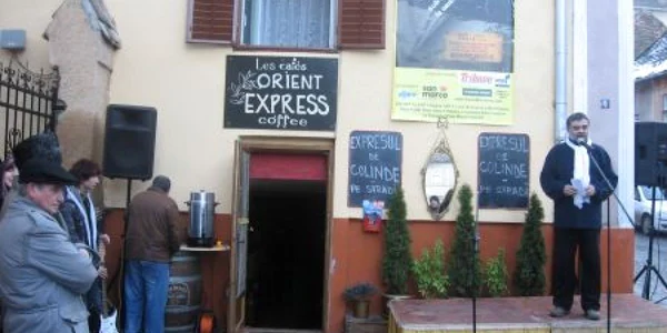 Expresul de colinde de la Sibiu a adus spiritul Crăciunului în stradă