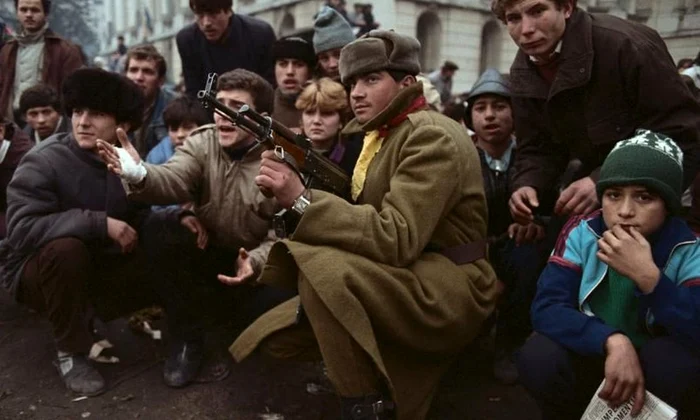 REVOLUȚIONARII „Eram singur  Plecasem cu copilul de acasă şi eu nu mai eram cu nimeni” jpeg