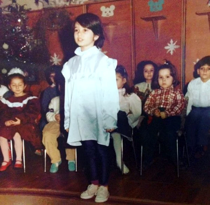 
    Aşa arăta Iuliana Luciu în copilăriefoto: arhiva personală  