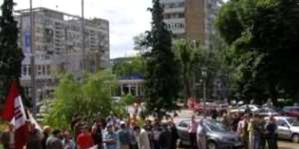 Bugetarii sunt nemulţumiţi de hotărârile luate de Guvern