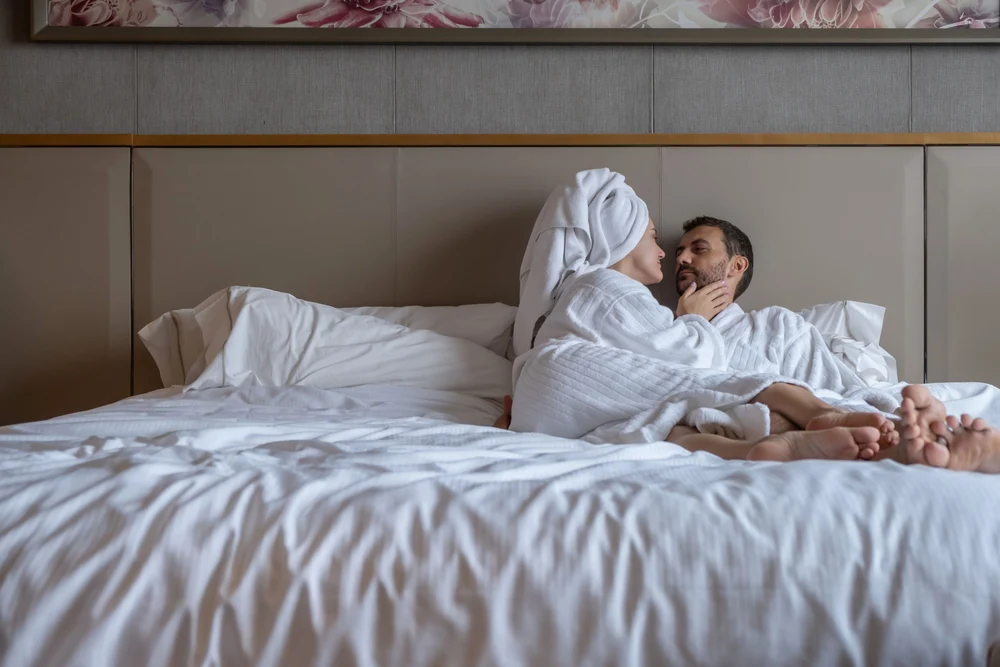 Ofertă inedită în Polonia: un grup hotelier oferă beneficii cuplurilor care concep copii în timpul șederii. Care sunt condiţiile