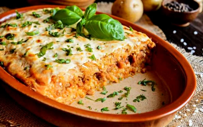 Varza à la Cluj este un soi de sarmale amestecate, pe înţelesul tuturorFOTO: adevarul.ro