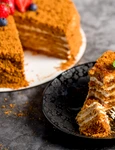 Tort ungar  Sursa foto shutterstock 2322289845 jpg