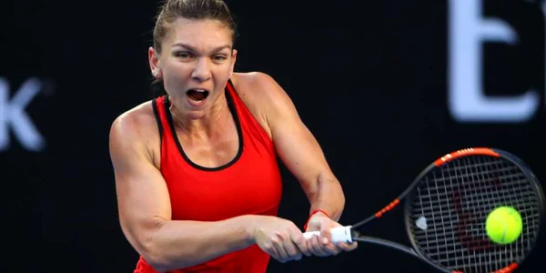 Simona Halep in timpul si dupa partida cu Eugenie Bouchard FOTO Guliver / Getty Images / Mark Kolbe