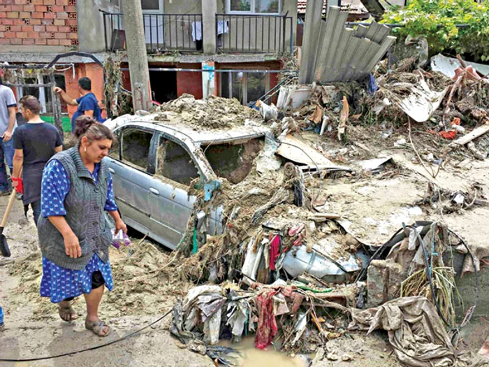 În oraşul Varna,  viitura a făcut prăpăd