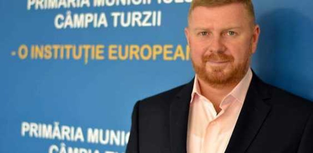 Parcheziții DNA într-o primărie din Cluj. Surse: primarul ar fi primit favoruri sexuale pentru angajare 