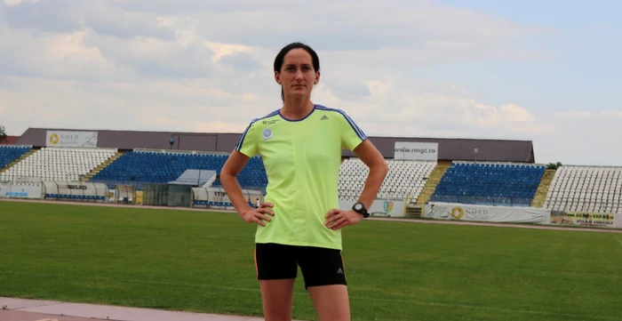 Ana Rodean la antrenamentul de pe stadionul „Cetate“ din Alba Iulia