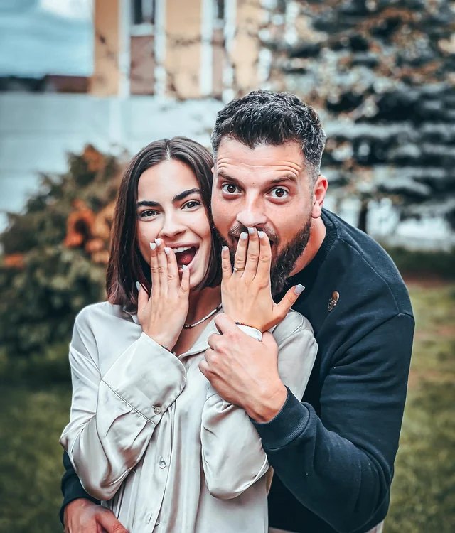 Bogdan Ionescu a cerut-o pe iubita lui în căsătorie / Sursă foto: Facebook