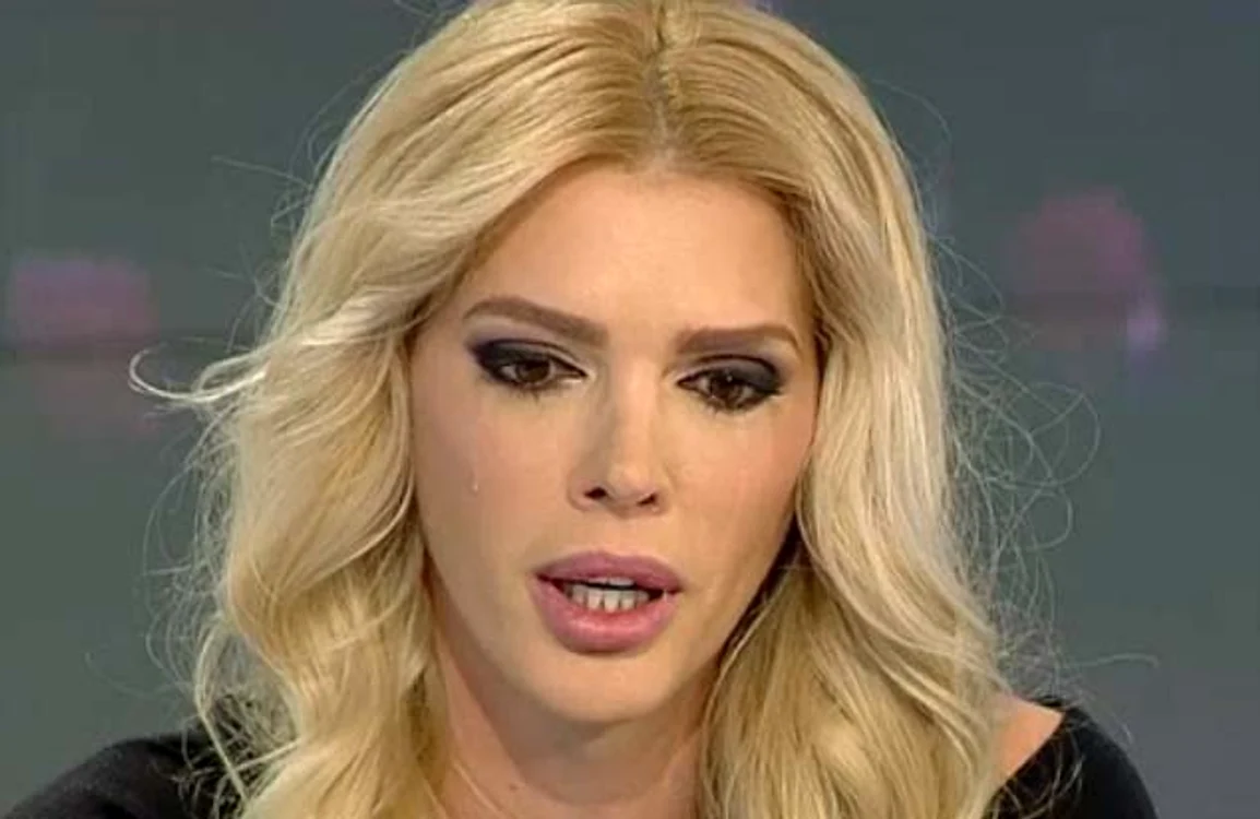 
    Cu lacrimi în ochi, blonda i-a mărturisit soțului ei că luptă pentru el, orice ar fifoto: captură Pro TV  
