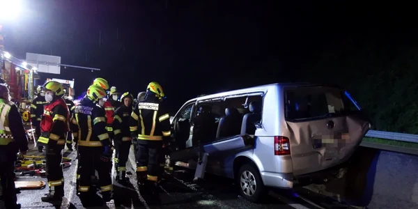 accident-microbuz-austria-foto-facebook