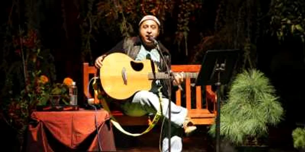 Emeric Imre îi va încânta pe ieşeni cu muzică folk