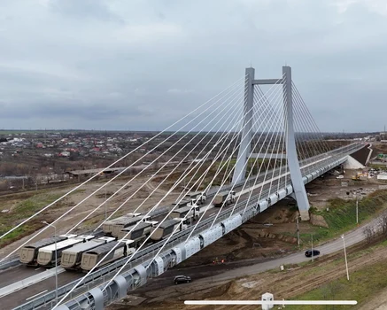 Teste de rezistență la Podul Hobanat FOTO: CJ Galați