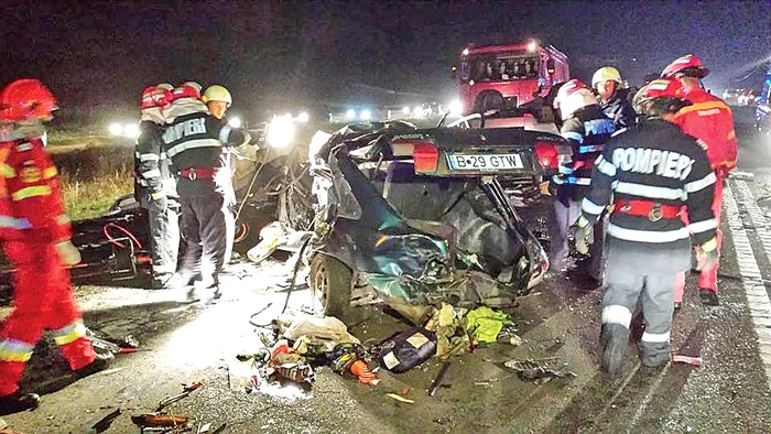 Acul vitezometrului de la maşina lui George s-a oprit la 180 km/oră