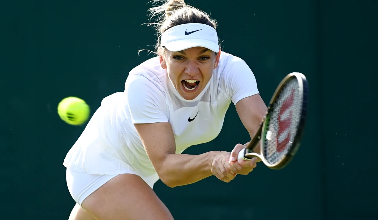 Simona Halep se luptă să-și dovedească nevinovăția (FOTO: EPA)