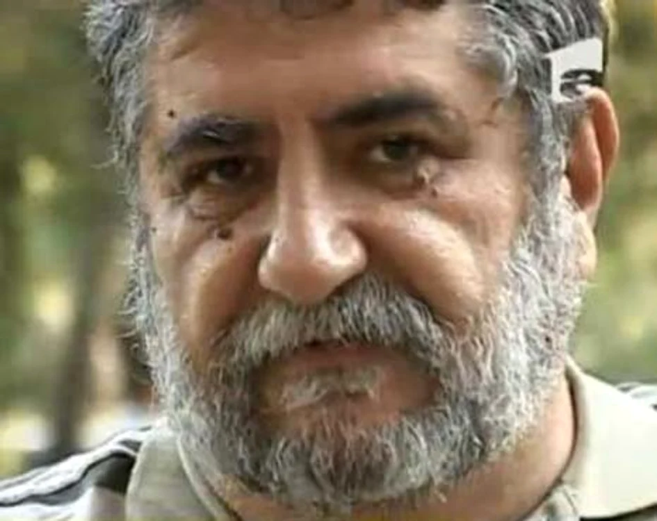
    Lucian Ionescu  