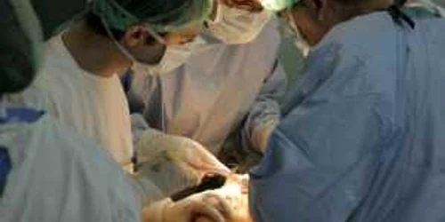 Poveştile celor cinci medici de top vor fi publicate începând de luni, 7 noiembrie