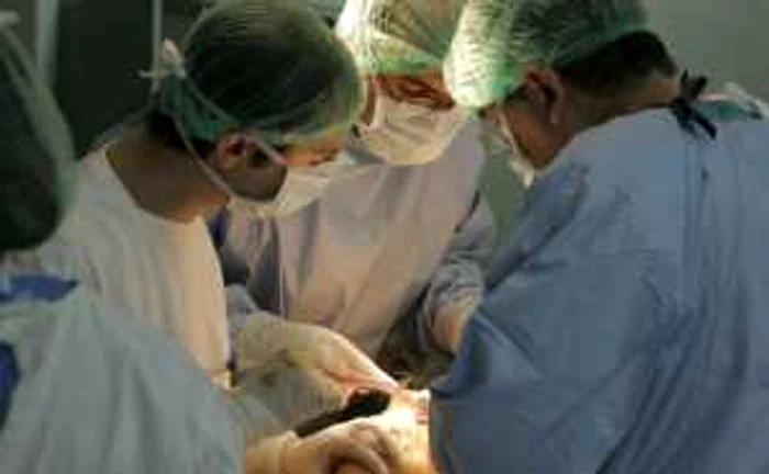Poveştile celor cinci medici de top vor fi publicate începând de luni, 7 noiembrie