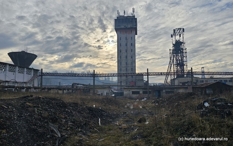 Agonia mineritului, prelungită cu noi angajări. Cum au dispărut cele mai multe dintre minele de cărbune din Valea Jiului