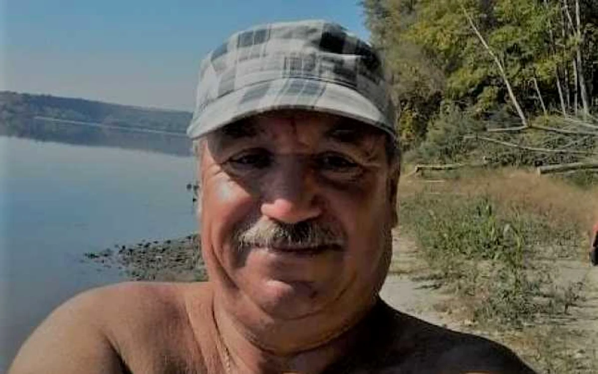 Puiu Mazilu povesteşte cum s-a trezit lângă el cu şacalii                                FOTO: Facebook