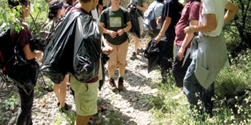 Resita: Alăturaţi-vă Caravanei „Urmează Voluntarii“!