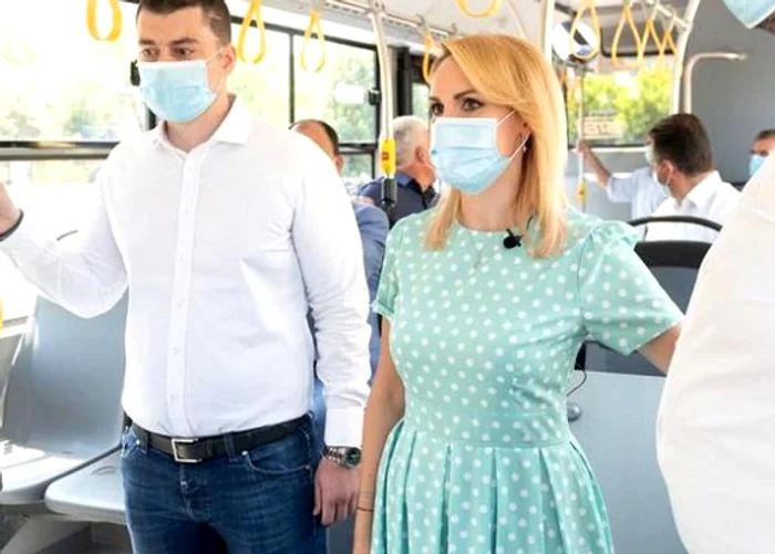 
    Gabriela Firea, la inaugurarea culoarului unicFoto: Facebook  