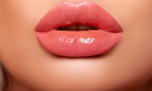 buze augmentate shutterstock 1172625724 jpg