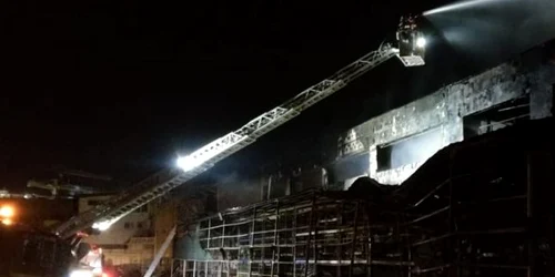 Incendiu depozit Tulcea