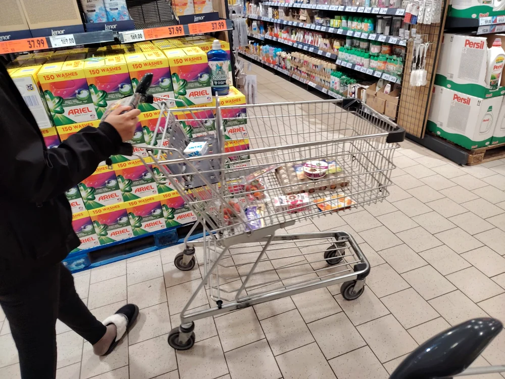 Ministrul Agriculturii a cerut prelungirea plafonării adaosului comercial la alimentele de bază 