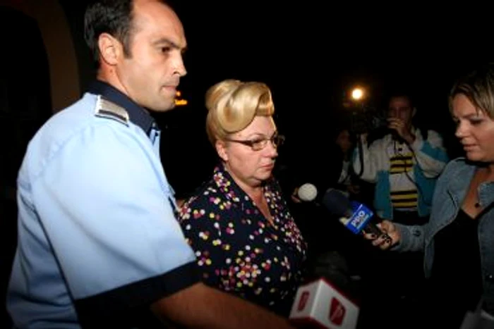 Craiova: EXCLUSIV/ „Doamna Goga“ de la pensii a primit mandat de arestare pentru 15 zile