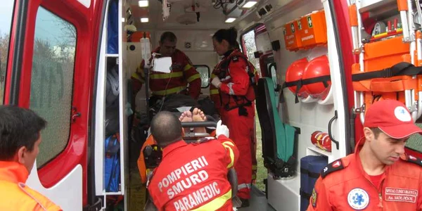 Medicii, pompierii şi poliţiştii vor fi la serviciu de revelion Foto: Adrian Obreja