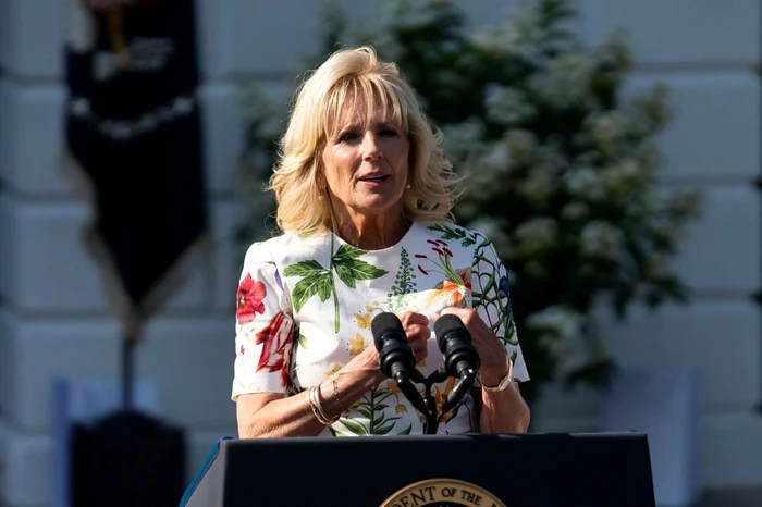 Jill Biden nu poate trece neobservată (Foto: Profimedia)