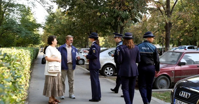 Oamenii în uniformă, verificaţi de superiori Foto:Adevărul