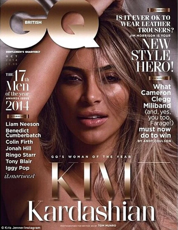  Kim Kardashian a pozat goală 