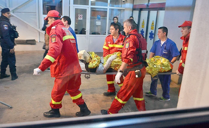 În urma incendiului din clubul Colectiv, din 30 octombrie 2015, au murit 63 de tineri