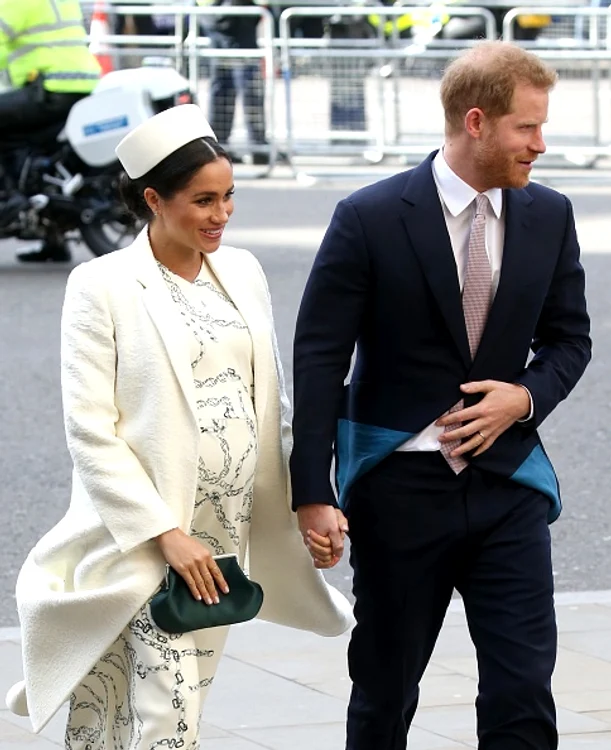 Prințul Harry și Meghan nu se feresc să își arate dragostea în public, prin gesturi mici dar sigure