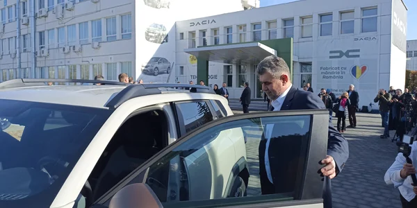 Ciolacu in Duster la Mioveni foto Denis Grigorescu jpeg