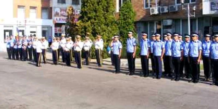 Ceremonialul este organizat în Piaţa Drapelului FOTO Corina Macavei