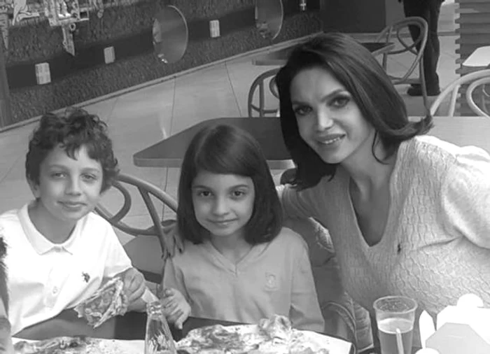 7 cristina spatar si copiii jpg jpeg