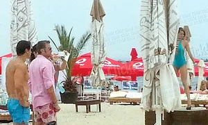 Bote şi a scos manechinii la plajă jpeg