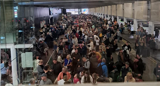 Intarzieri si zboruri anulate, pe Aeroportul din Manchester, 23 iunie 2024 -Foto X