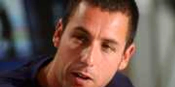 Adam Sandler premiant la „Zmeura de aur“