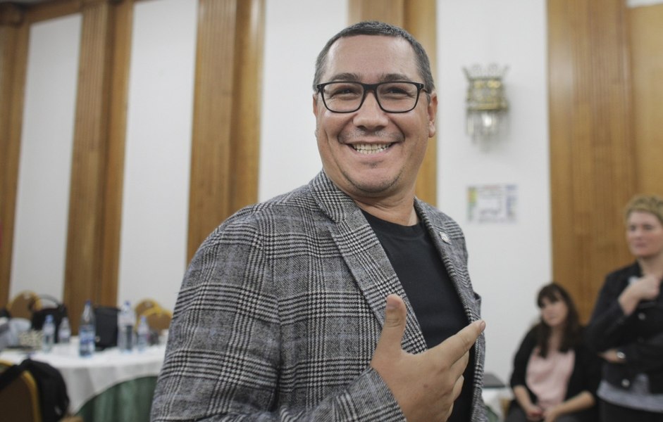 Victor Ponta, după divorțul de Daciana Sârbu: „Au avut prea mult de suferit toți”
