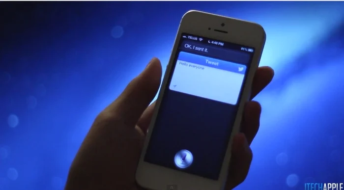 Prin Siri pot fi postate şi mesaje pe Twitter sau Facebook.