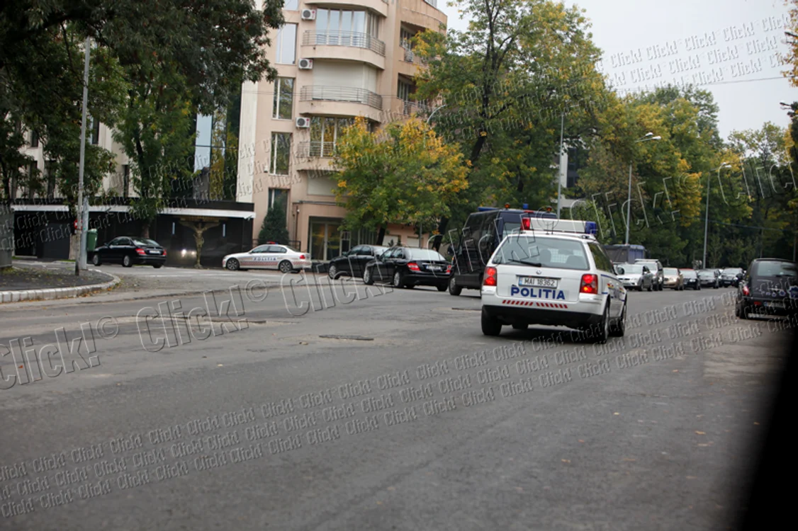Preşedintelui i-a trecut supărarea pe poliţişti