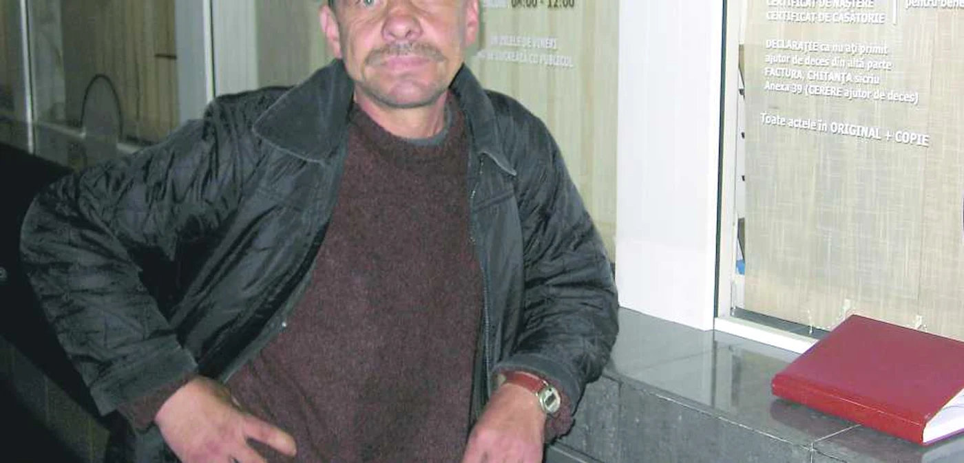 Grevă pe jumătate  la Casa de Pensii