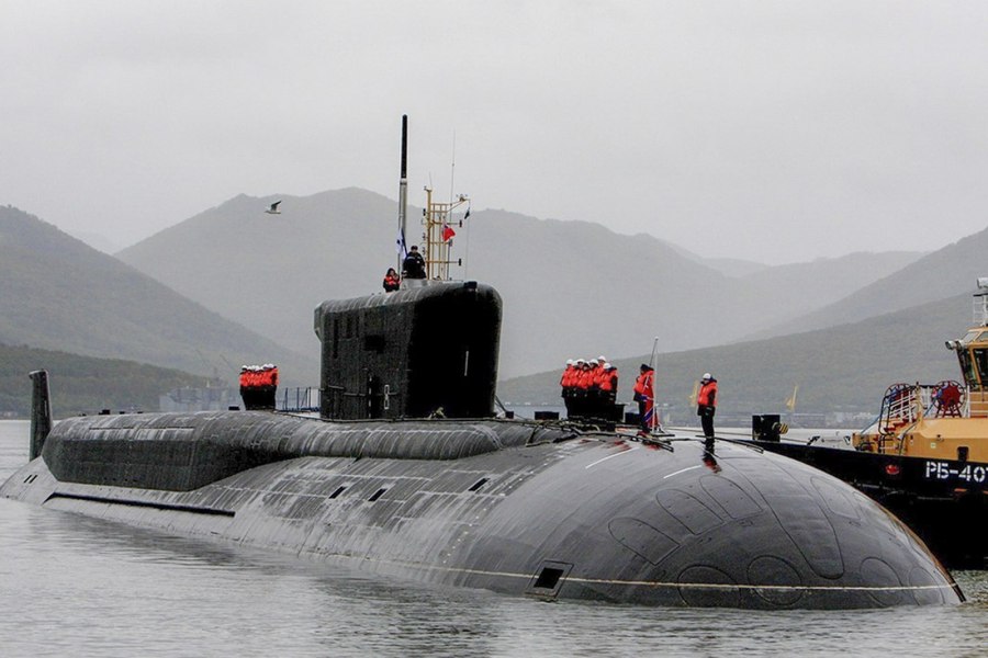 Un submarin rusesc a desfăşurat exerciţii în Marea Japoniei, de unde a lansat rachete de croazieră